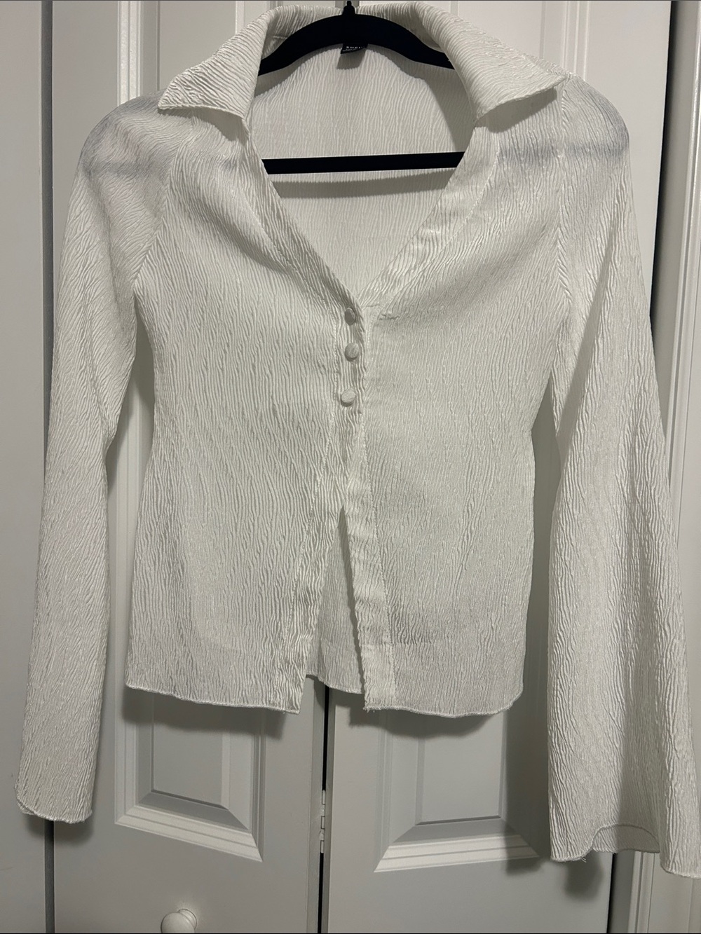 SHEIN White Textured Button-Front Collared Top